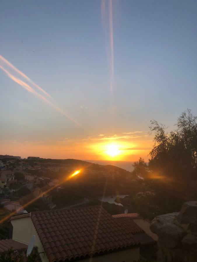 Sardegna-Ferienwohnung Mit Emotionale Meeres Blick Torre dei Corsari Eksteriør bilde